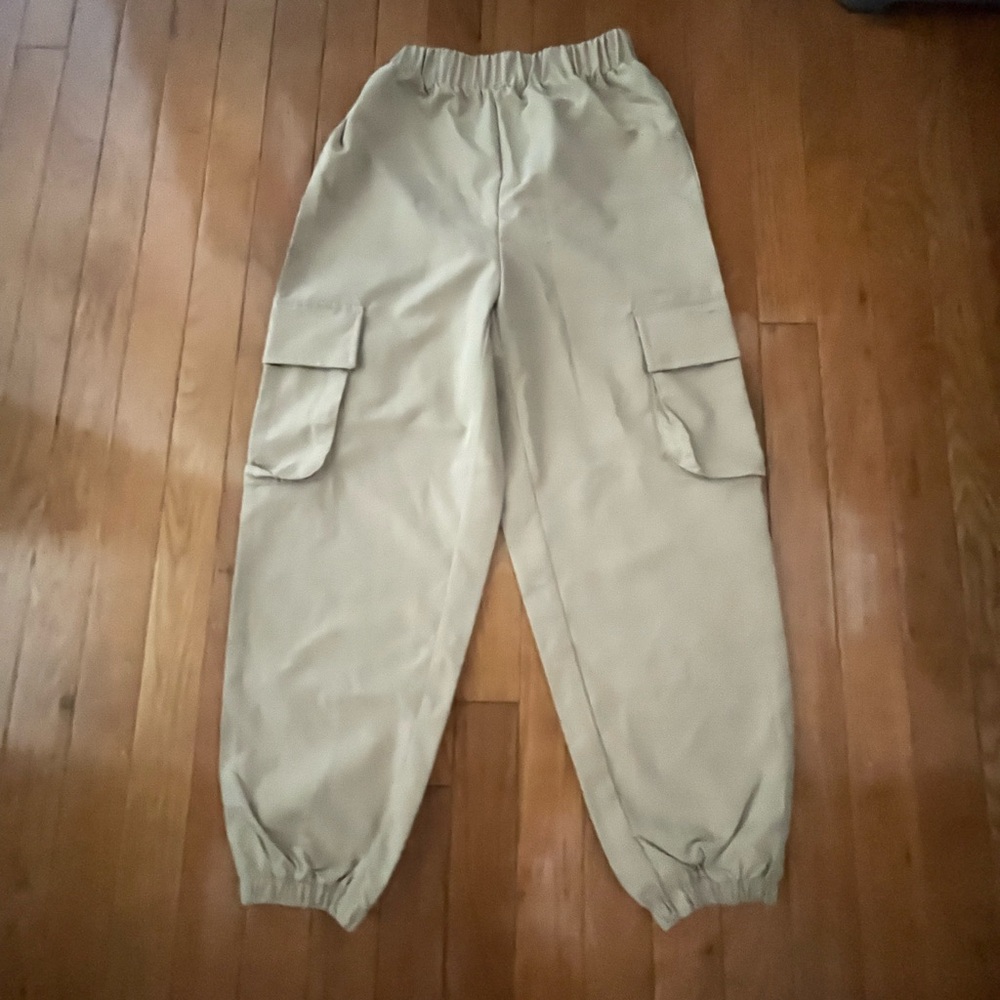 Parachute cargo pants
